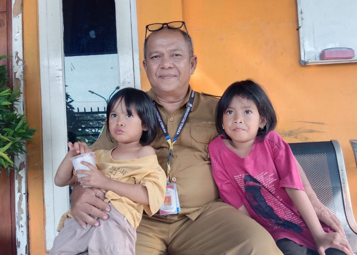 Dua Bocah Asal Bitung Ditelantarkan Ibunya