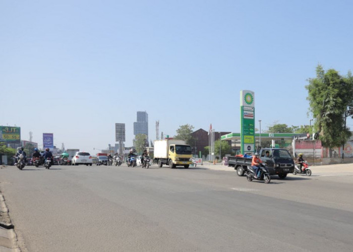 Pelebaran Jalan Raya Rawa Buntu Hampir Selesai, Warga Keluhkan Parkir Liar