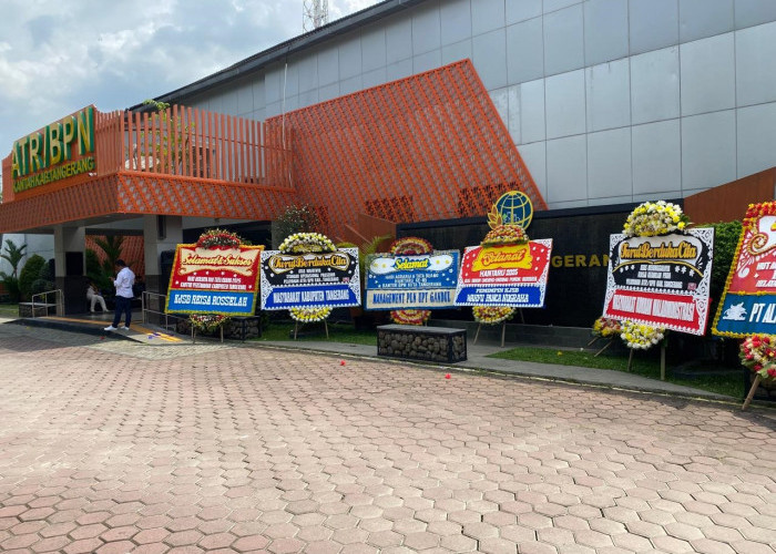 Kantor BPN Kabupaten Tangerang Dapat Karangan Bunga Duka Cita