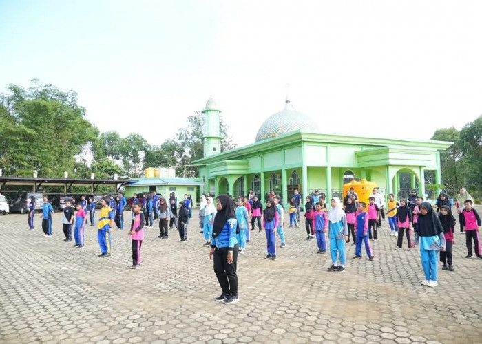 SMPN 2 Curug Peringati HAN 2025 dengan Senam Ceria
