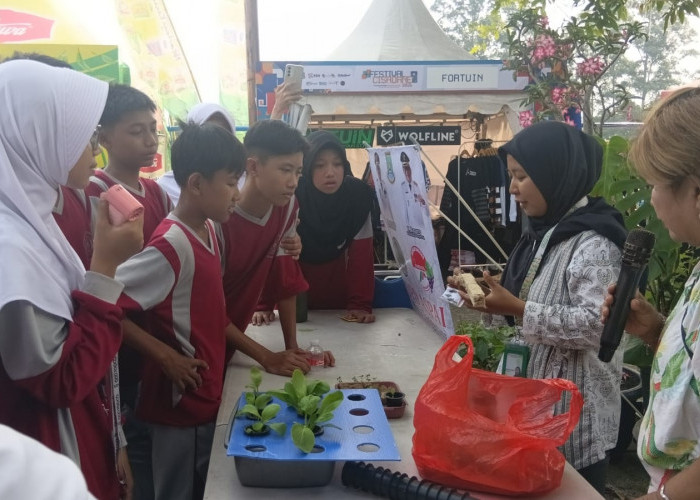 Forum KWT Manfaatkan Festival Cisadane untuk Edukasi Urban Farming