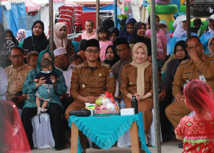 Hadiri HUT Ke-46 Desa Sindangheula, Bupati Zakiyah: Hidupkan Kembali Gotong Royong