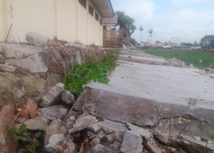 Akibat Hujan Deras dan Angin Kencang, Pagar Tembok SMAN 9 Kabupaten Tangerang Roboh