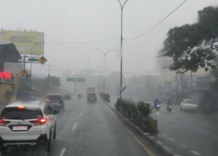 Waspada Cuaca Ekstrem hingga 25 Desember, BMKG Ingatkan Masyarakat