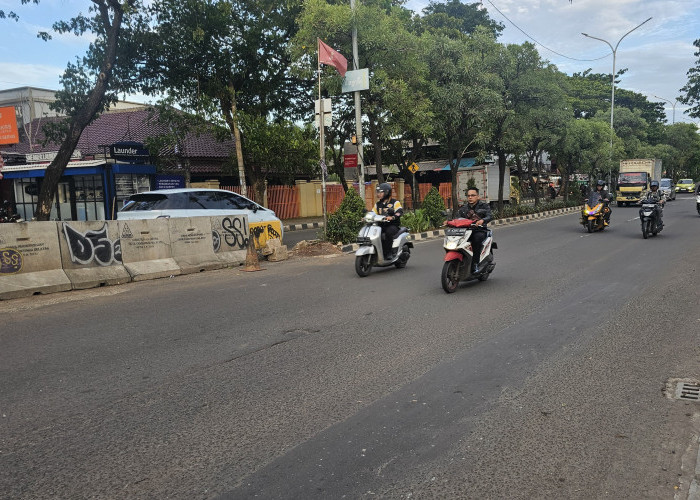 U-Turn Depan Sekolah Al Wildan Dibuka Paksa Warga