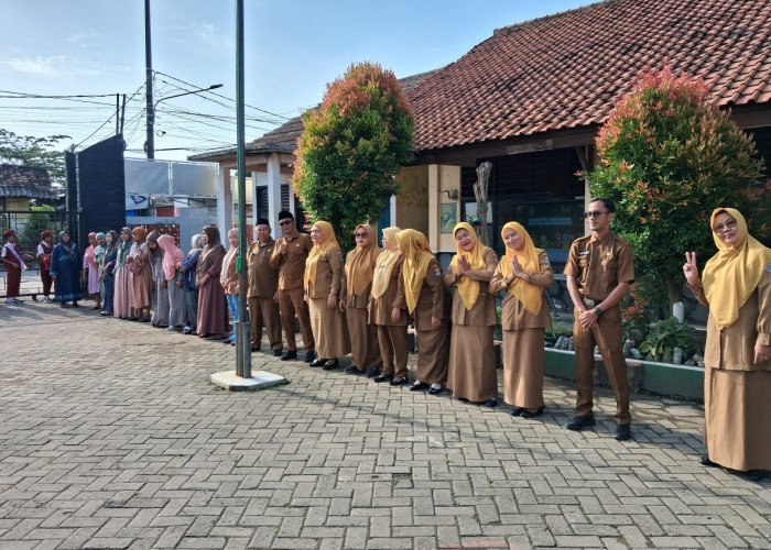 SDN Tobat II Isi Halal Bihalal dengan Santunan Yatim