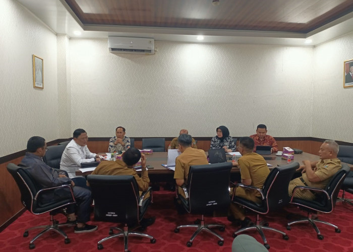 Komisi II Panggil BJB dan Disdukcapil, Pencairan Program BSLT Terkendala Administrasi Kependudukan