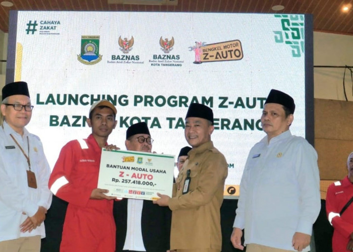 13 Mekanik Mobil Dapat Bantuan Baznas