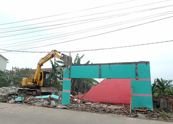 Bantuan Kerohiman Segera Cair, Penertiban Bangunan Sungai Padek Rampung