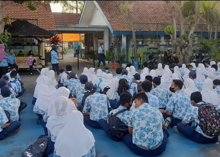 Arahan Kepala Sekolah SMPN 2 Pagedangan kepada Siswa, Rayakan Kelulusan Tanpa Corat-coret