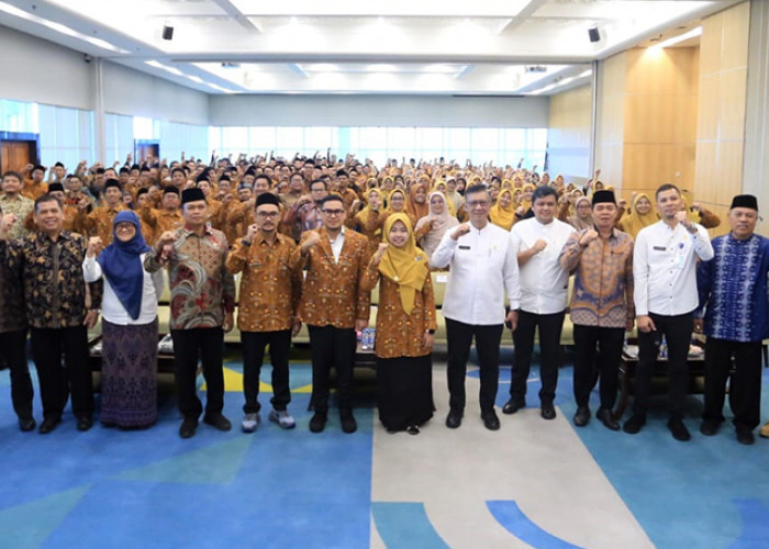 411 Guru Dapat Beasiswa Pendidikan