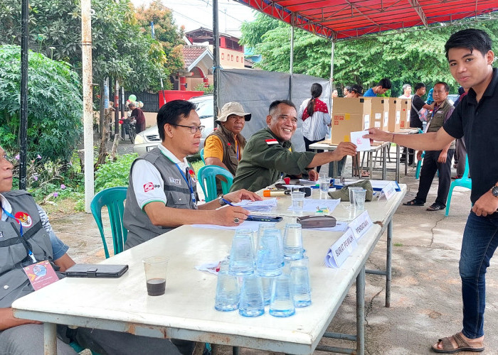 Pemilihan Ketua RW di Taman Banten Lestari Patut Dicontoh, Pemilih Antusias Calon Duduk Bersama