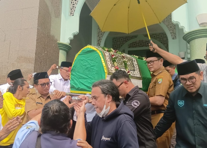 Ribuan Pelayat Antar Kepergian Ketua DPRD Kota Tangerang, Sachrudin Kenang Almarhum Sosok Memiliki Dedikakasi