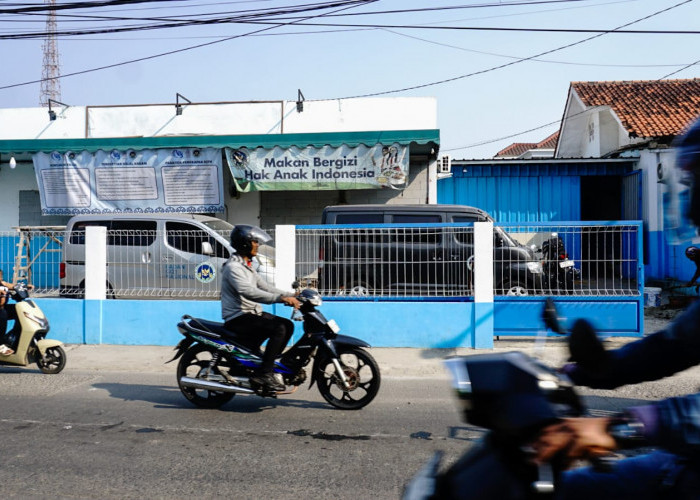 Denyut Dapur Makan Bergizi Gratis Saat Libur Sekolah, Relawan Dirumahkan, Penjual Tahu Andalkan Pasar Lokal