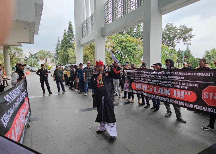 Diprotes, Parkir Berbayar Pamulang Permai 1 Ditunda