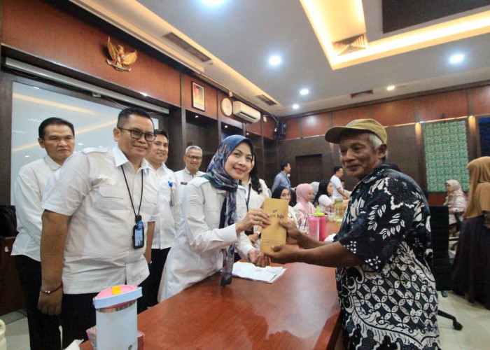 1.400 Pelaku UKM Dapat Bantuan Uang Tunai