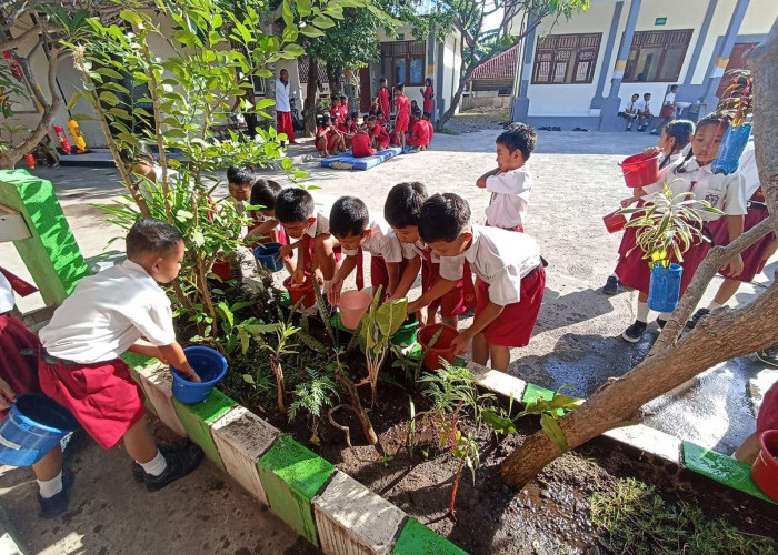 SDN Sepatan IV Tularkan Semangat Jaga Lingkungan Sehat 