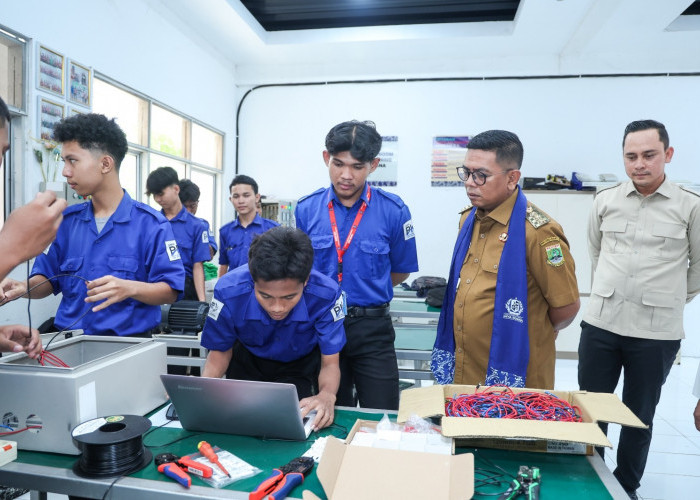 Tekan Pengangguran Lewat Program Pelatihan Vokasi
