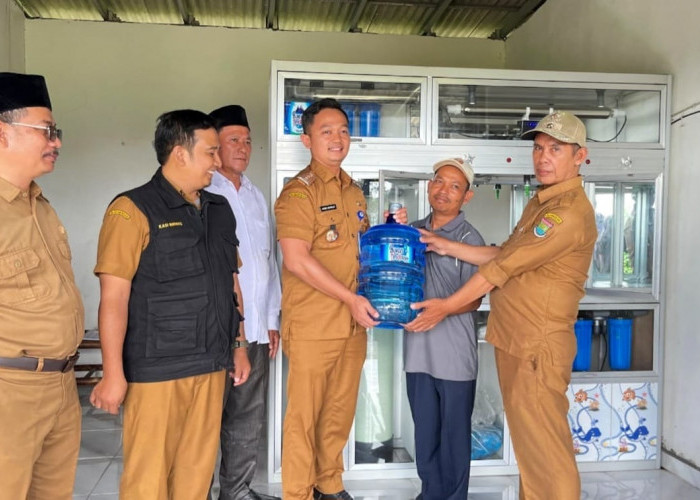 BUMDes Gandeng KMP Resmikan Unit Air Minum