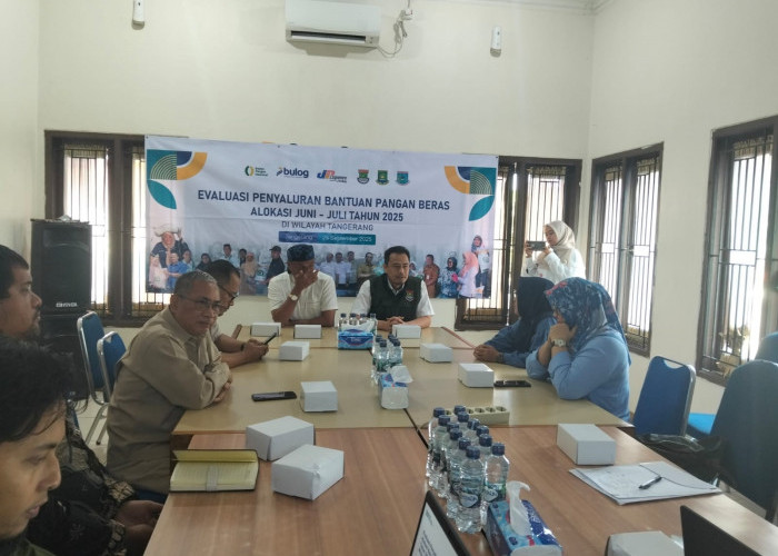 Beras Bantuan Bulog 100% Sudah Disalurkan