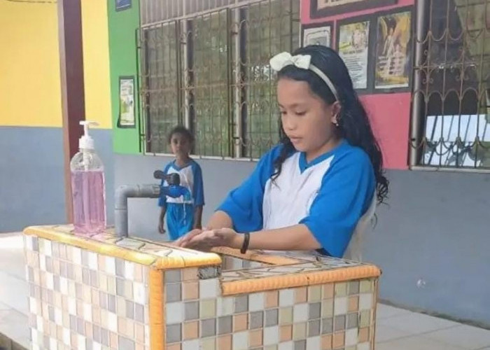 SDN IV Cikupa Biasakan Siswa Cuci Tangan Usai KBM