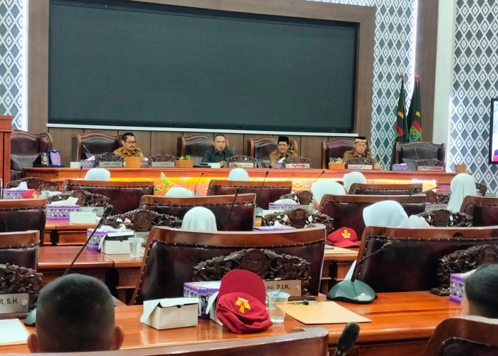 Ketua DPRD Terima Kunjungan Siswa SD, Siswa SDN Pasar Kemis III Rasakan Jadi Anggota DPRD Kabupaten Tangerang