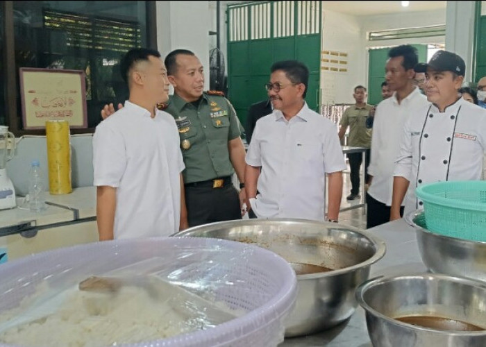 Matangkan Pelaksanaan Program MBG, Sachrudin Cek Kesiapan Dapur Umum