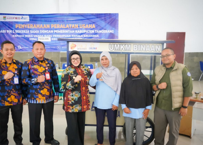 Wabup Intan Serahkan Bantuan Usaha bagi PEKKA, Dorong Usaha Mandiri Buat Wanita