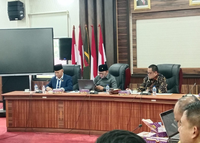 Kabel Semrawut Jadi Sorotan, Perda Penataan Utilitas Ditargetkan Dibahas 2027
