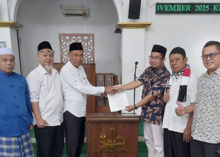 DPMPTSP Tangsel Serahkan PBG Masjid Ar Rahmah, Imbau Rumah Ibadah Tertib Perizinan 