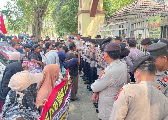 Keluhkan Jalan Rusak dan Debu, Warga Desak Hentikan Proyek Perumahan Sukawana