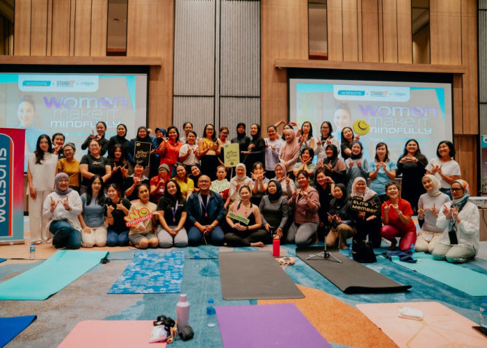 Harris Hotel & Convention Serpong Gandeng Watsons Indonesia & L’oréal Indonesia Rayakan International Yoga Day