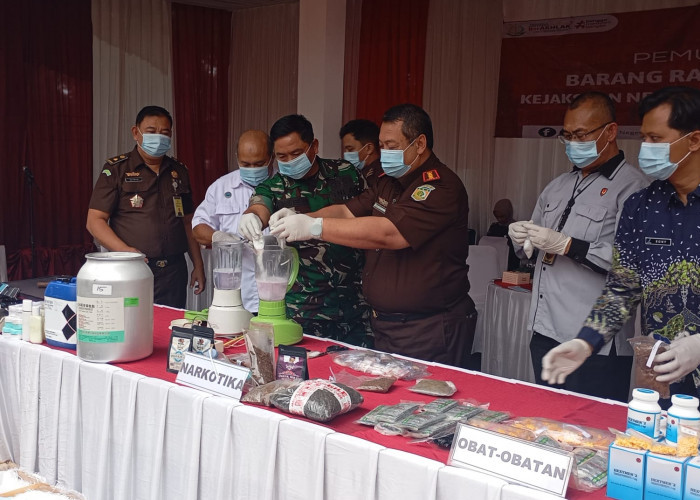 Kejari Kabupaten Tangerang Tangani 88 Perkara Inkracht, Musnahkan Sabu-sabu dan Obat Ilegal