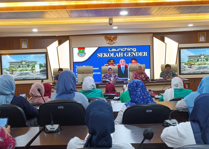 Resmikan Sekolah Gender, Wabup Intan Ingin Perempuan Kawal Isu-isu Strategis