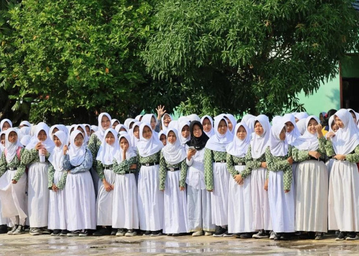 Ribuan Siswa Akan Ditampung di Swasta