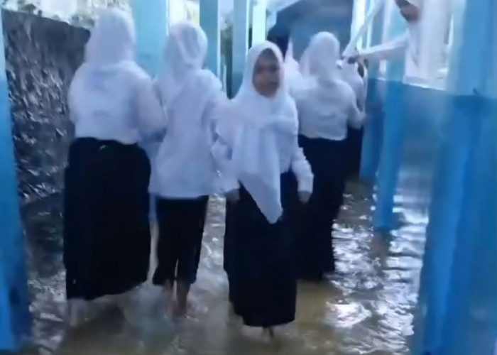 Gara-Gara Selokan SMPN 21 Tangsel Banjir 