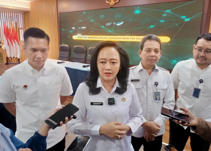 10 WNA Investor Bodong Diamankan