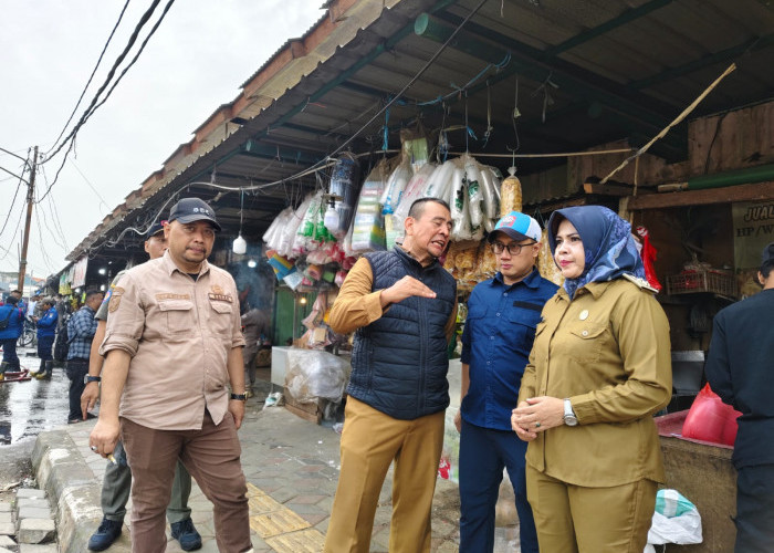 Camat Mamat Pimpim Pengawasan PKL Pasar Ciputat