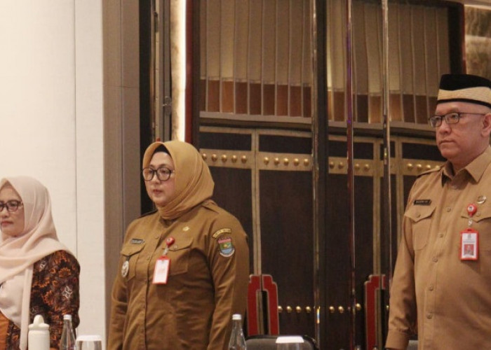 Pemkab Komitmen Selesaikan Masalah Kependudukan