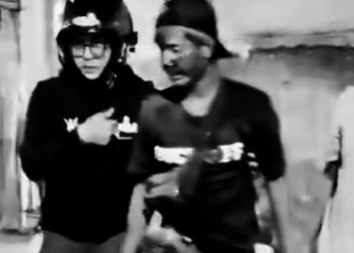 Jalan Berlubang di Pasar Kemis Makan Korban