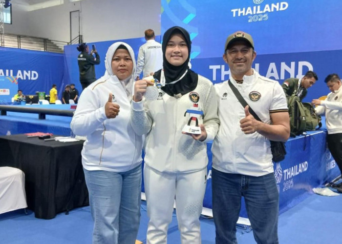 Cabor Angkat Besi SEA Games XXXIII/2025, Alya Raih Perak