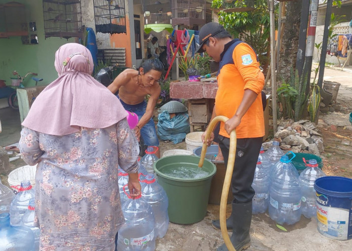 Kekeringan Kepung 9 Kelurahan di Tangsel, 8.352 Warga Bergantung pada Pasokan Air Bersih