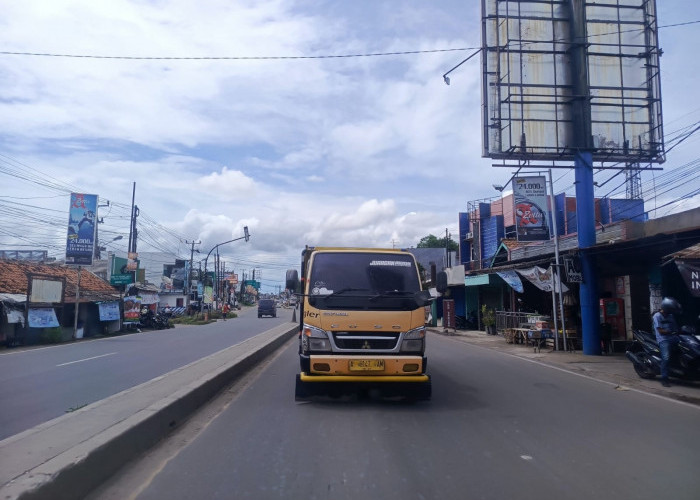 Pelanggar Aturan Jam Operasional Truk, Dimyati Ancam Cabut Izin Tambang