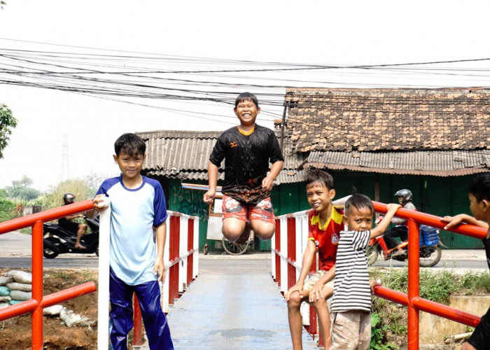 Dari Jembatan Bambu yang Bikin Was-Was Kini Menjadi Asa, Kisah Sukses Polri Bangun Jembatan Merah Putih