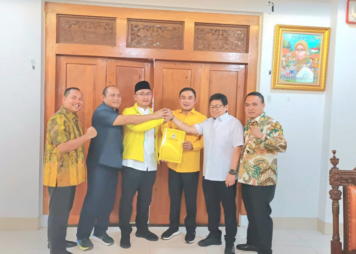 Mad Romli Resmi Terima Rekomendasi Partai Golkar