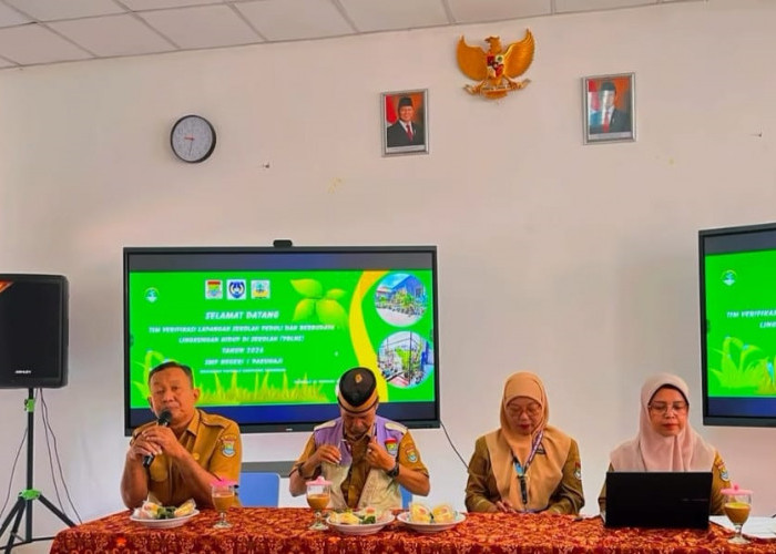 DLH Verifikasi PBLHS SMPN 1 Pakuhaji