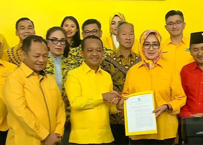 Golkar Resmi Usung Airin-Ade di Pilgub Banten    Bahlil: Anak Golkar Harus Diantarkan oleh Ibu Kandungnya