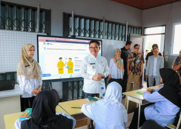 Revitalisasi Al-Mustofa Rampung, Sachrudin Tekankan Mutu Pendidikan