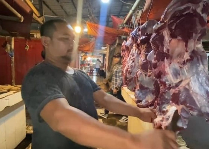 Pedagang Daging Mogok Jualan