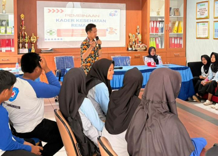 PMR SMPN 2 Sukamulya Belajar P3K dan PHBS dari Puskesmas